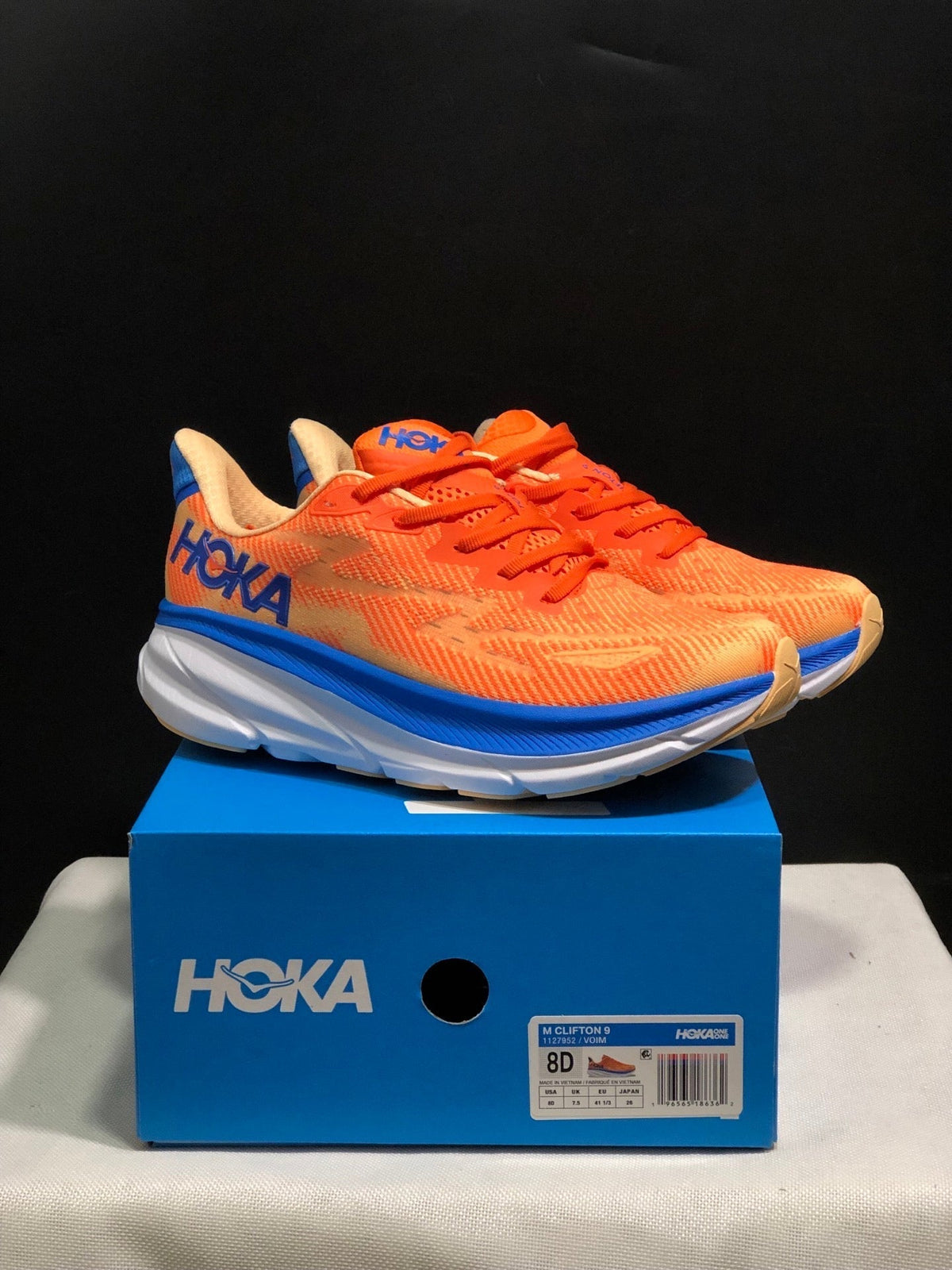 HOKA ONE ONE Clifton 9 Running Shoes