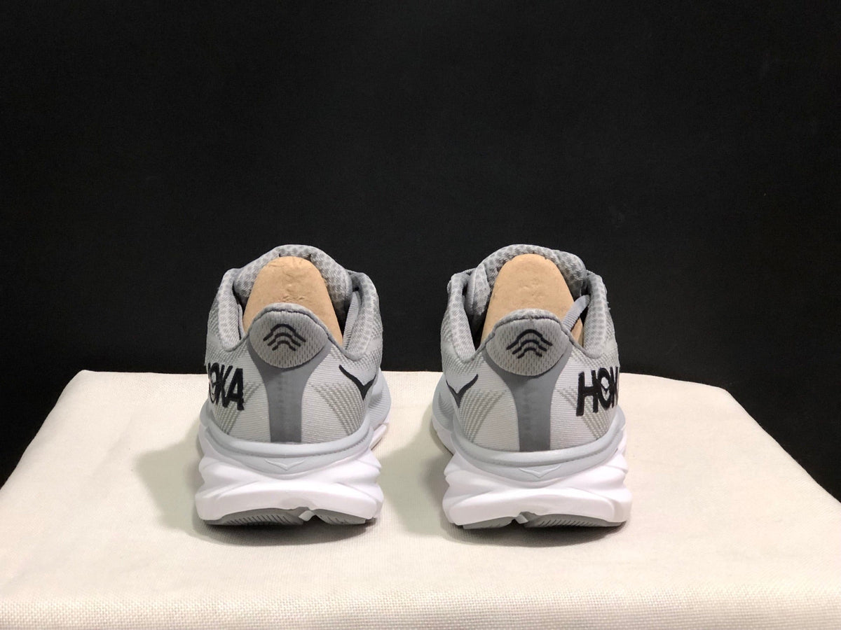 HOKA ONE ONE Clifton 9 Running Shoes