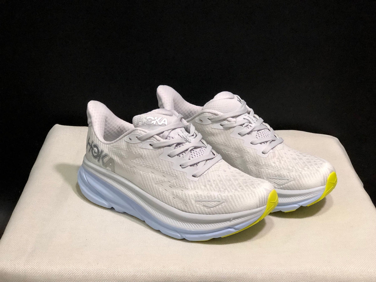 HOKA ONE ONE Clifton 9 Running Shoes
