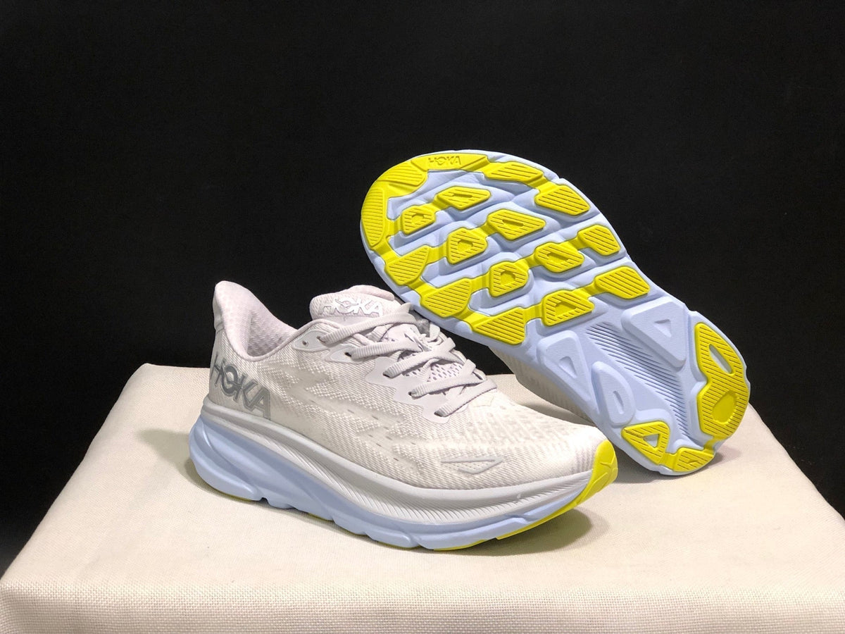 HOKA ONE ONE Clifton 9 Running Shoes