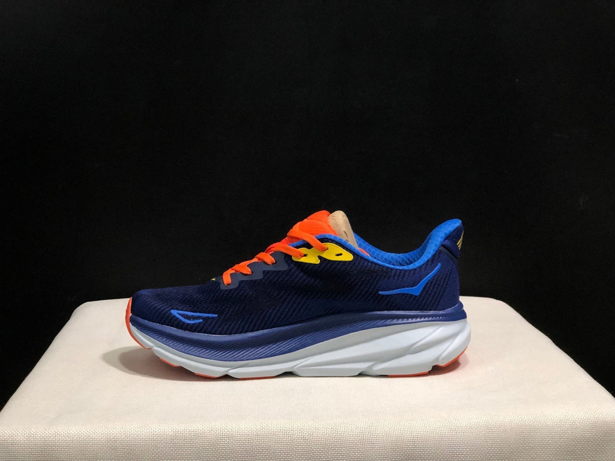 HOKA ONE ONE Clifton 9 Running Shoes