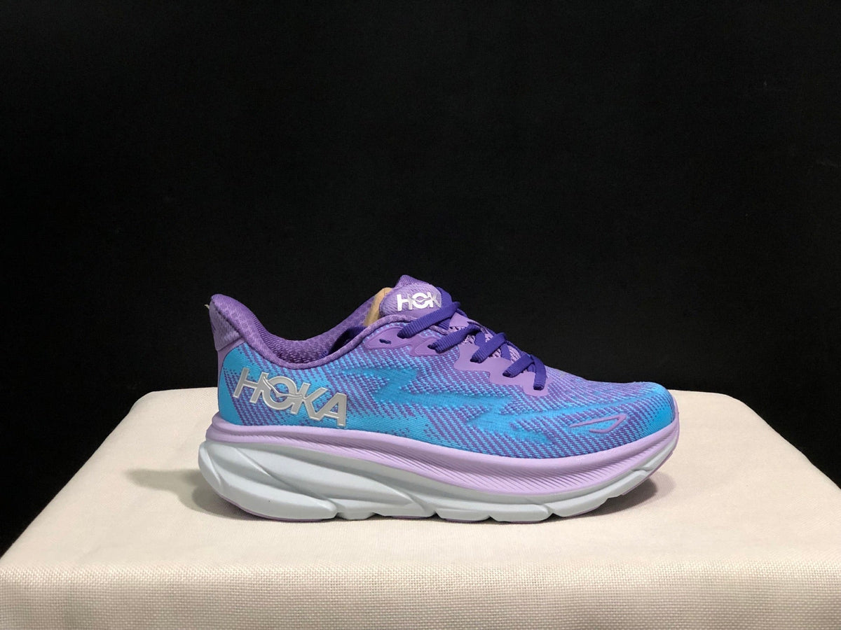 HOKA ONE ONE Clifton 9 Running Shoes