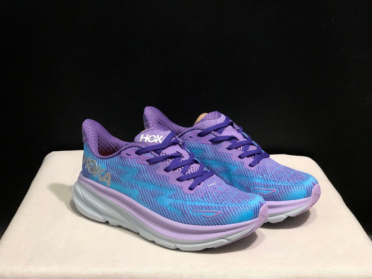 HOKA ONE ONE Clifton 9 Running Shoes