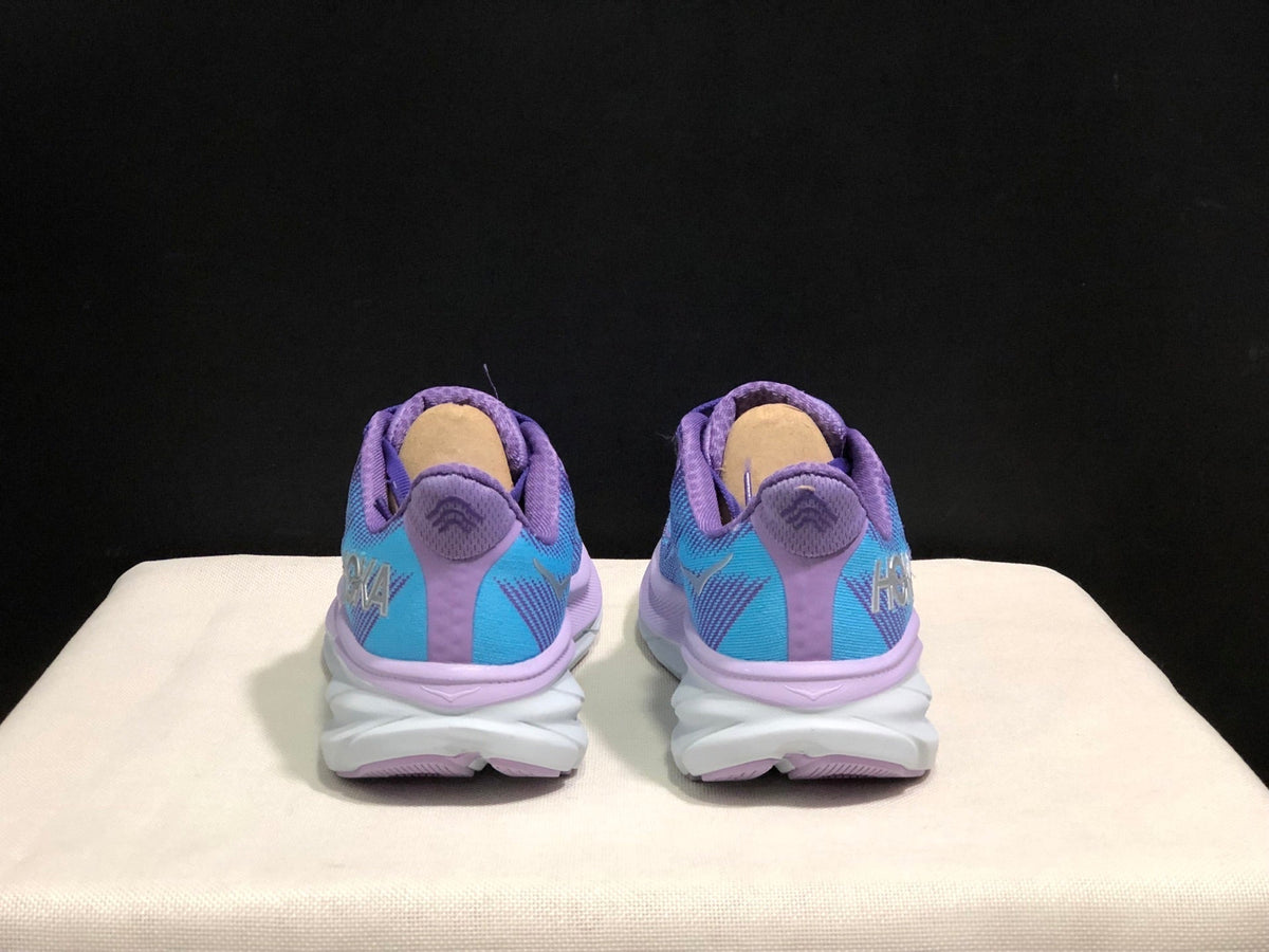 HOKA ONE ONE Clifton 9 Running Shoes