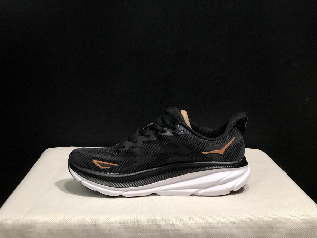 HOKA ONE ONE Clifton 9 Running Shoes