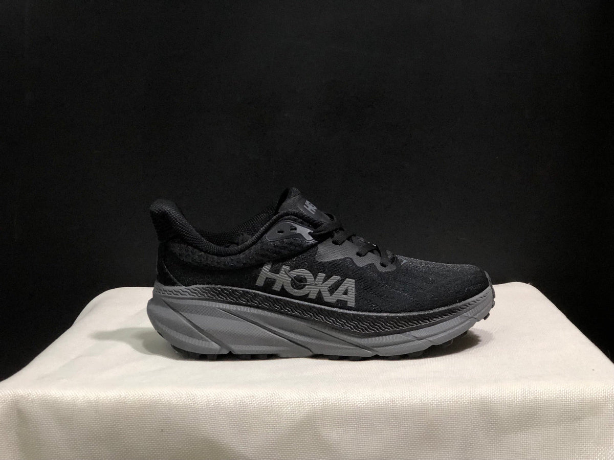 HOKA ONE ONE Challenger 7 Trail Running Shoes
