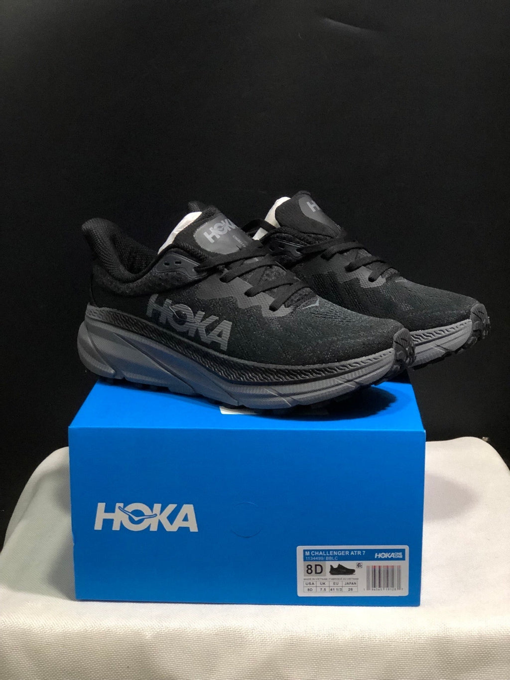 HOKA ONE ONE Challenger 7 Trail Running Shoes