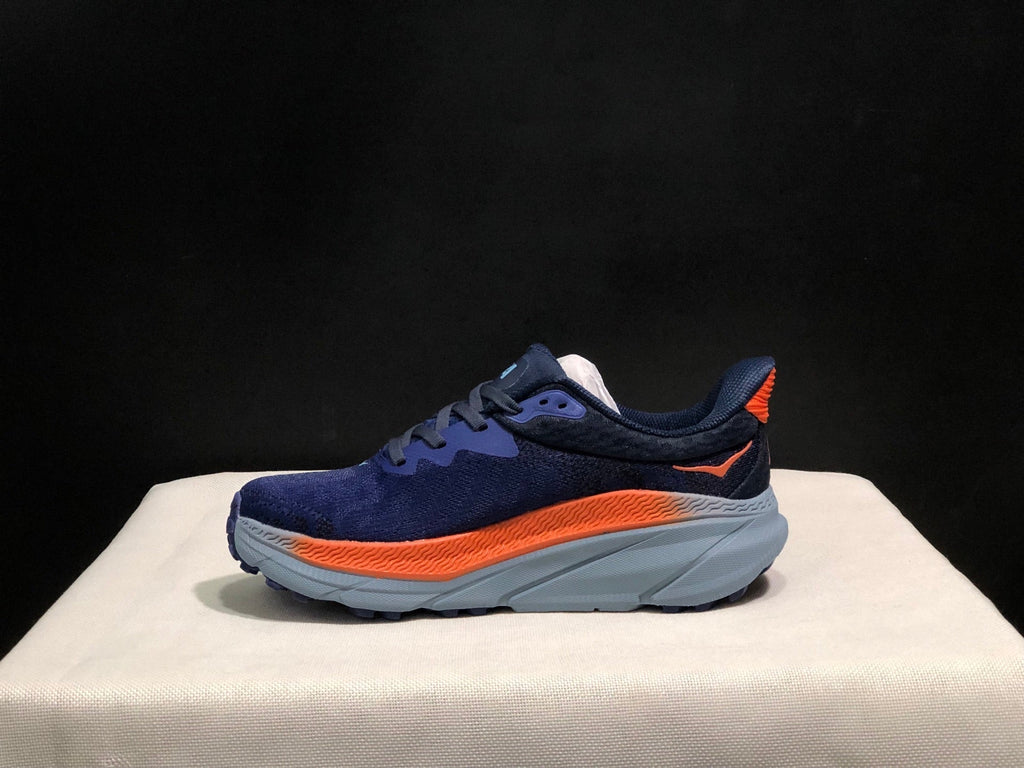 HOKA ONE ONE Challenger 7 Trail Running Shoes
