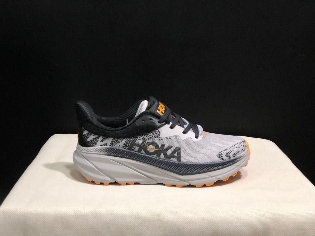HOKA ONE ONE Challenger 7 Trail Running Shoes