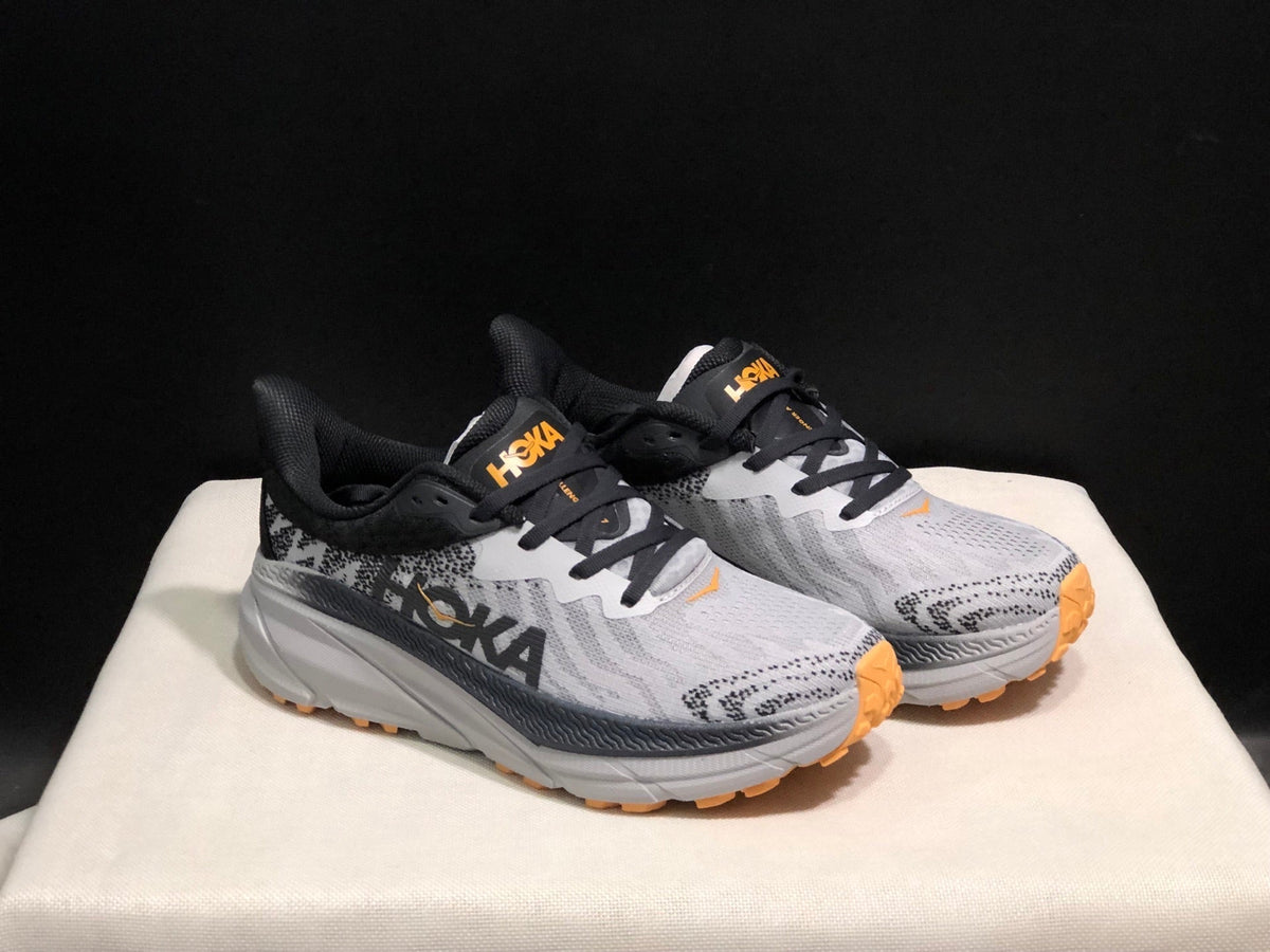 HOKA ONE ONE Challenger 7 Trail Running Shoes
