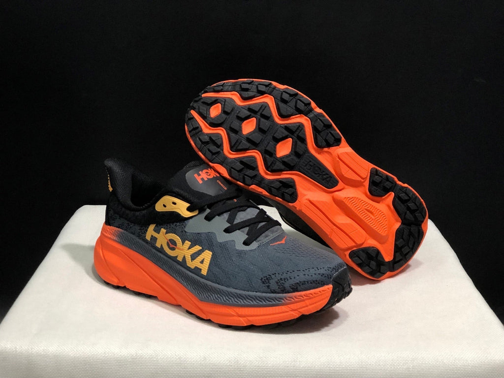 HOKA ONE ONE Challenger 7 Trail Running Shoes