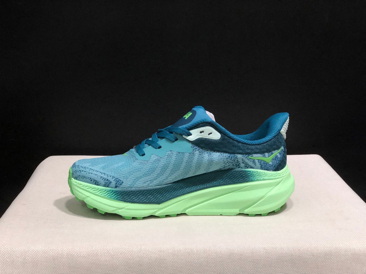 HOKA ONE ONE Challenger 7 Trail Running Shoes