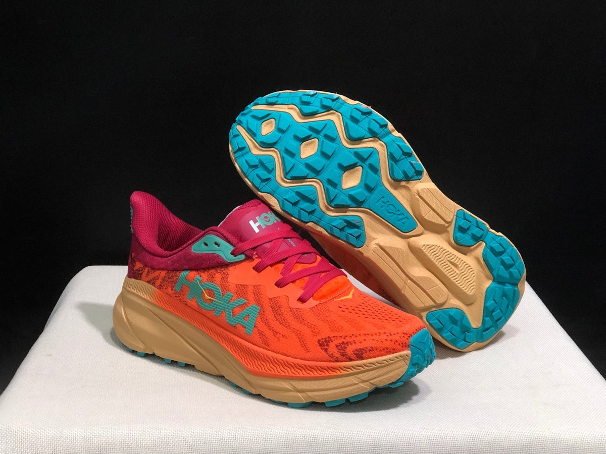 HOKA ONE ONE Challenger 7 Trail Running Shoes
