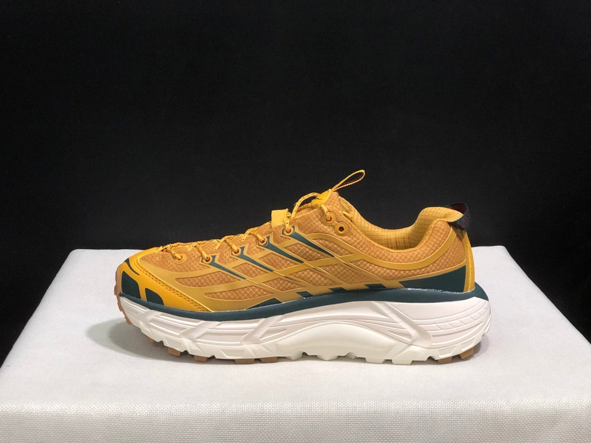 HOKA ONE ONE Mafate Three2 Trail Running Shoes
