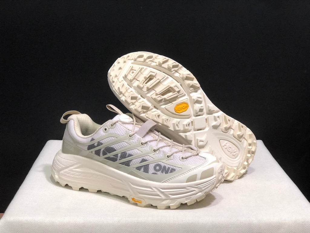 HOKA ONE ONE Mafate Three2 Trail Running Shoes